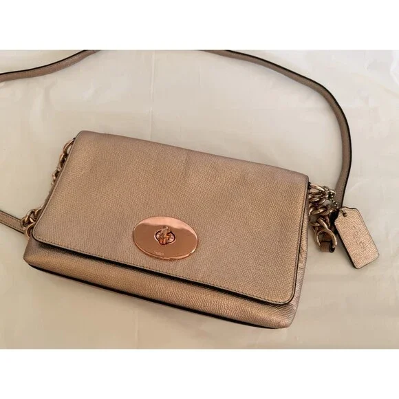 Leather Rose Gold COACH  Purse - 2014 Coach Bag - Authentic Coach Turn Lock Bag - Picture 5 of 16